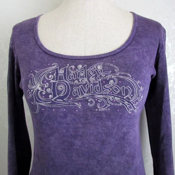 HARLEY-DAVIDSON TOP, M-L, LONG SLEEVED & LONG BODY FANCY LOGO, PURPLE COTTON H-D - Picture 3 of 7